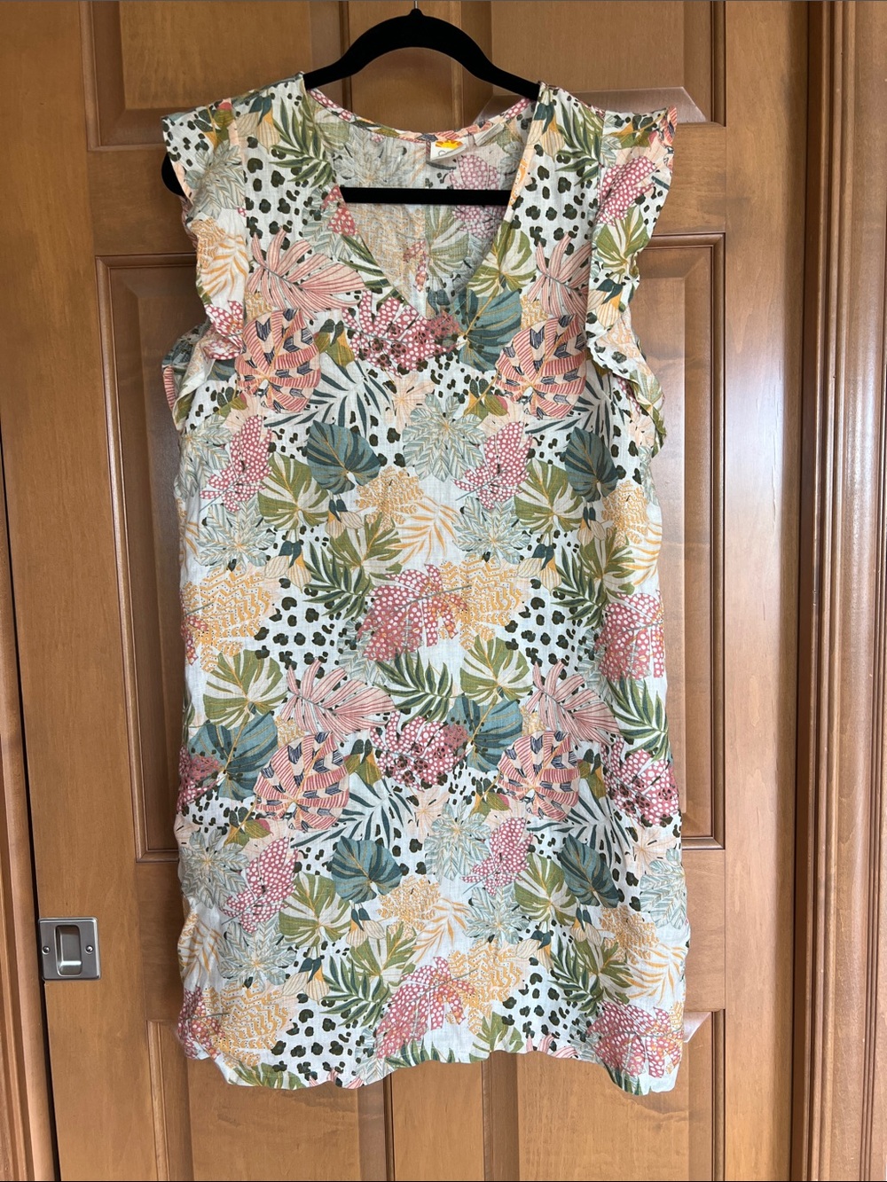 C&C California Floral Sleeveless Shift Dress in Pink, Green, Yellow